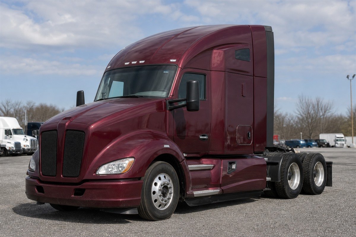 Kenworth T680 2014